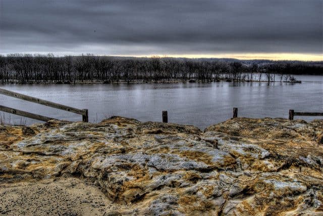Best Camping in Starved Rock - Buffalo Rock