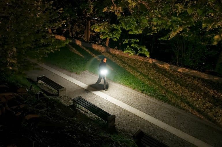 OliLight - Smart Hiking Light and Safety Device