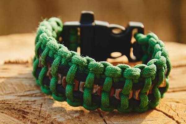 Learn how to make a Survival Bracelet